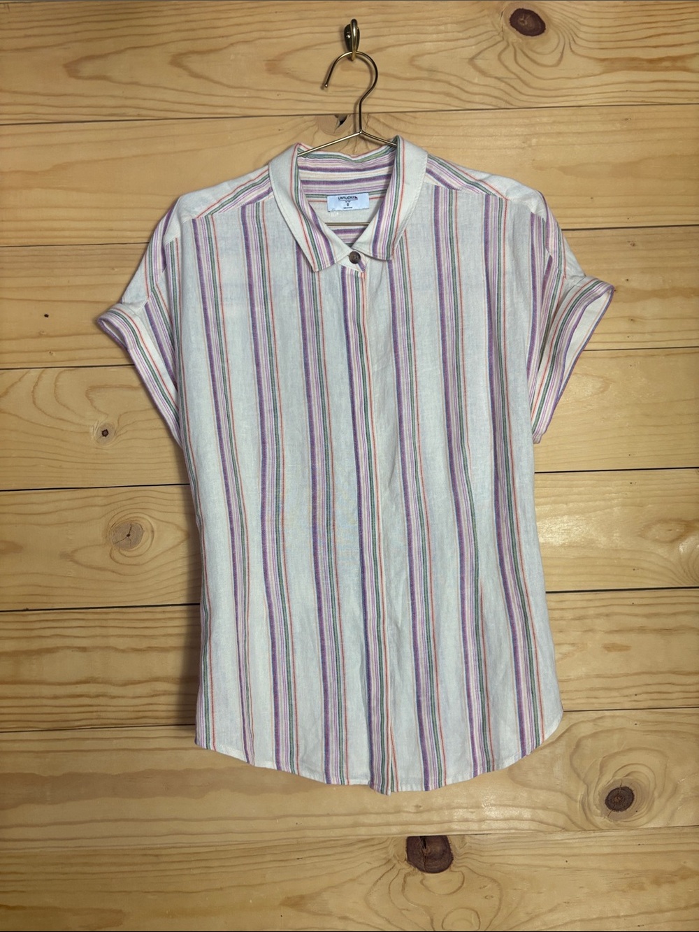 Untuckit for her rainbow striped blouse size 8